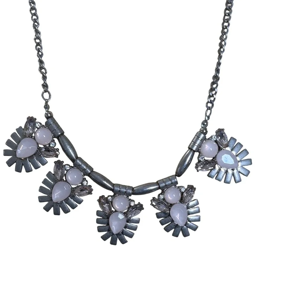 New York & Company Pink‎ Cabochon Rhinestone Fan Statement Necklace Gunmetal